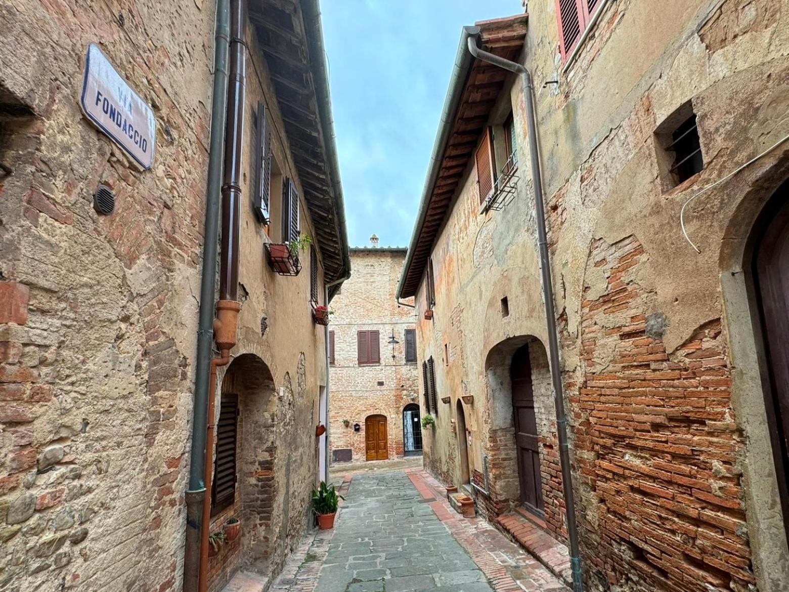 Casa Giulia, Il Gioiello Del Borgo Apartment Certaldo Exterior foto